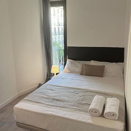 Casa De Huespedes Mi Lla Hotel Madrid Luaran gambar